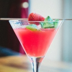 Cosmopolitan - Vodka,...